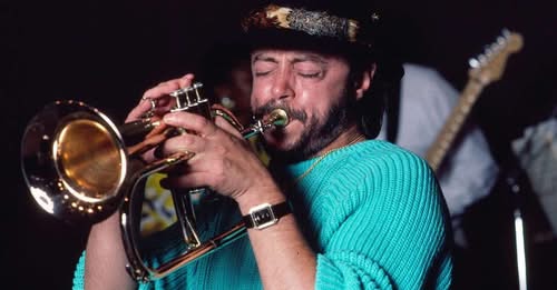 Chuck Mangione, the smooth‑jazz maestro and two‑time Grammy winner, passed away peacefully in his sleep at his Rochester, New York, home on July 22, 2025, at the age of 84