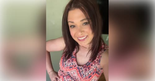 Kaitlyn Elizabeth Birdsell, a cherished member of the Beardstown and Ashland communities, passed away peacefully on July 10, 2025, surrounded by her loving family. Born on September 5, 1987, Kaitlyn’s life was a testament to warmth, creativity, and the deep bonds of family.