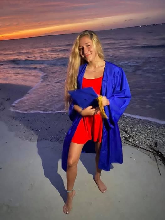 With broken hearts and deep sorrow, the community of Kennesaw, Georgia, mourns the tragic loss of Cara Atkins, who passed away on July 9, 2025, at the young age of 23 following a devastating accident on I-75 Southbound. The news of her sudden and untimely passing has left family, friends, and neighbors in a state of shock and profound grief.