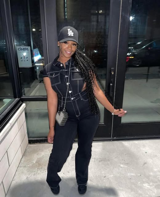 A mass shooting occurred tonight at a parking lot during a Simeon High School reunion near the intersection of 87th Street and the Dan Ryan Expressway in Chicago.